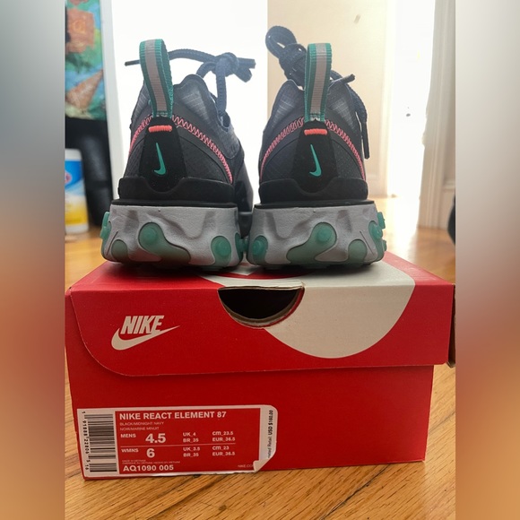 Nike React Element 87 - size 6W/ 4.5M - Picture 1 of 5